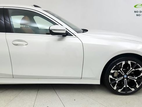 Used 2025 BMW 330i Sedan RWD image 16