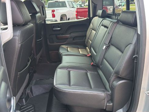 Used 2018 GMC Sierra 1500 SLT AWD/4WD image 23