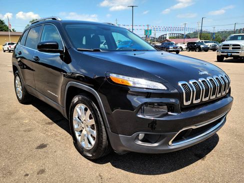 Used 2016 Jeep Cherokee Limited AWD/4WD image 3