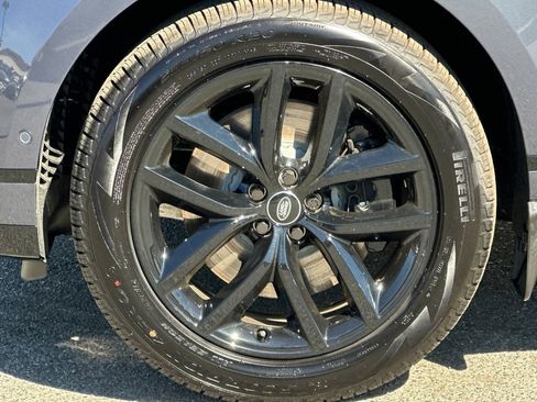 New 2026 Land Rover Range Rover Velar Dynamic SE image 13