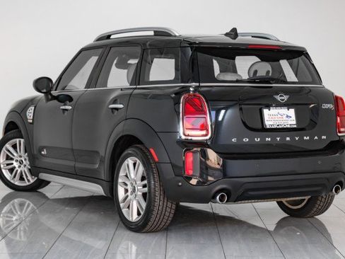 Used 2022 MINI Cooper Countryman S w/ Signature Upholstery Package image 8