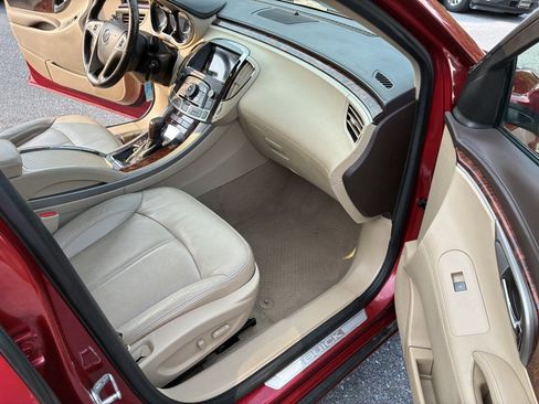 Used 2013 Buick LaCrosse Leather FWD image 18