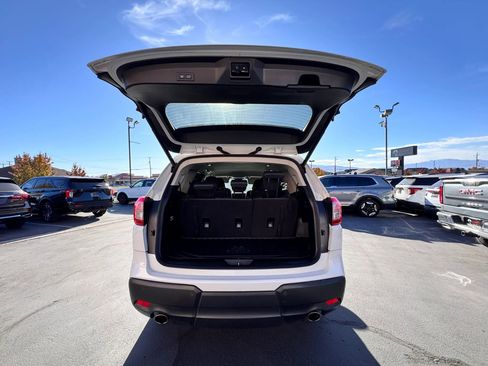 Used 2024 Subaru Ascent Limited AWD/4WD image 25