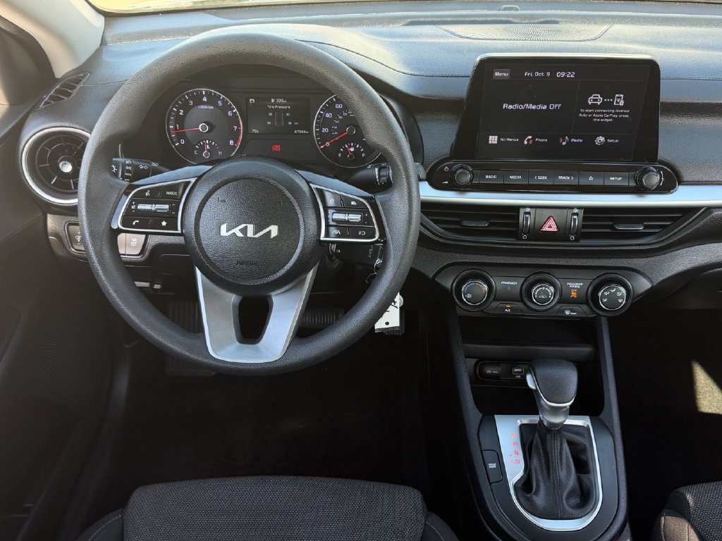 Used 2022 Kia Forte LXS FWD image 11