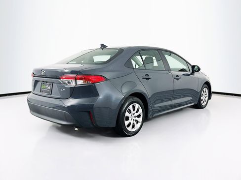 Used 2025 Toyota Corolla LE image 9