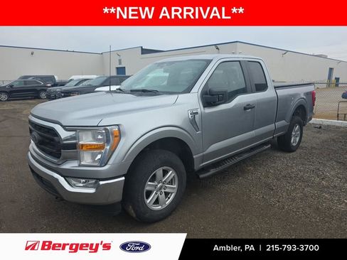 Used 2022 Ford F150 XLT image 1