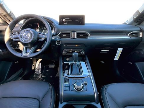 New 2025 MAZDA CX-5 Signature image 10