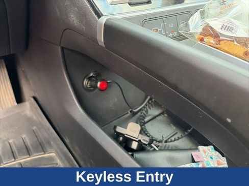 Used 2024 Hyundai Santa Fe Limited image 21