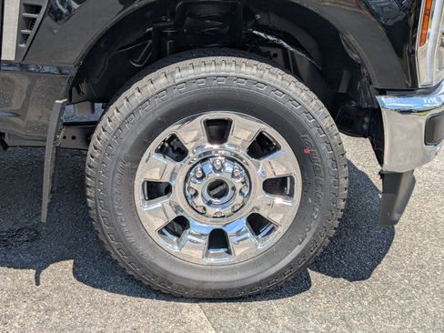 New 2025 Ford F350 King Ranch w/ Chrome Package image 12