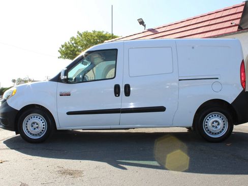 Used 2020 RAM ProMaster City Tradesman FWD image 37