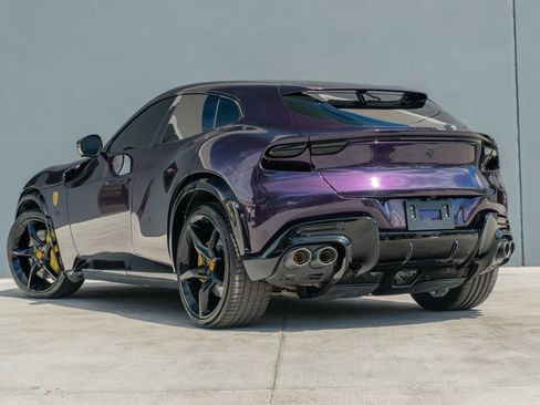 Used 2024 Ferrari Purosangue image 9