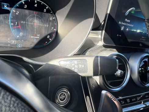 Used 2022 Mercedes-Benz GLC 43 AMG 4MATIC image 27