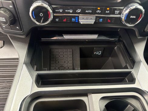 Used 2023 Ford F250 Lariat w/ Lariat Ultimate Package AWD/4WD image 47