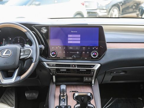 Used 2024 Lexus RX 450h AWD w/ Convenience Package image 13