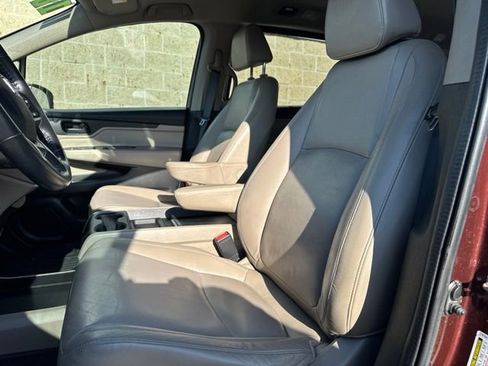 Used 2018 Honda Odyssey EX-L image 17