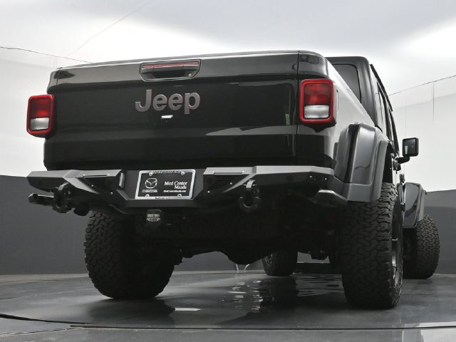 Used 2022 Jeep Gladiator Rubicon w/ Dual Top Group AWD/4WD image 31