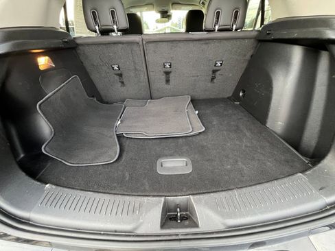 Used 2025 Buick Encore GX Preferred image 32