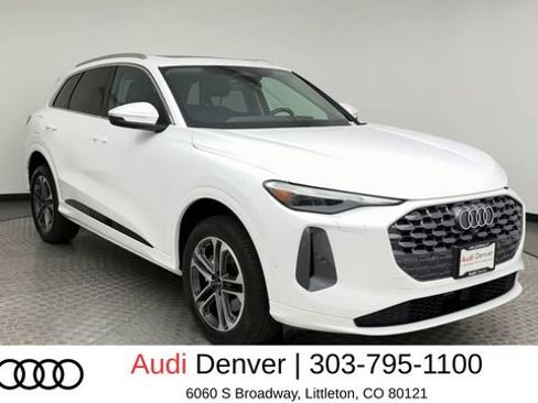 Used 2025 Audi Q5 Premium w/ Convenience Package AWD/4WD image 8