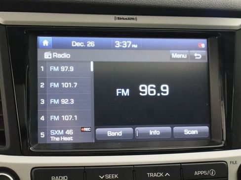 Used 2022 Hyundai Accent Limited image 29