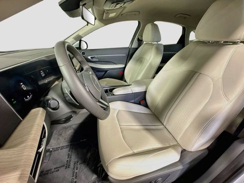 Used 2025 Hyundai Sonata SEL FWD image 17