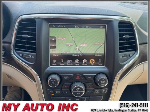 Used 2014 Jeep Grand Cherokee Limited AWD/4WD image 19