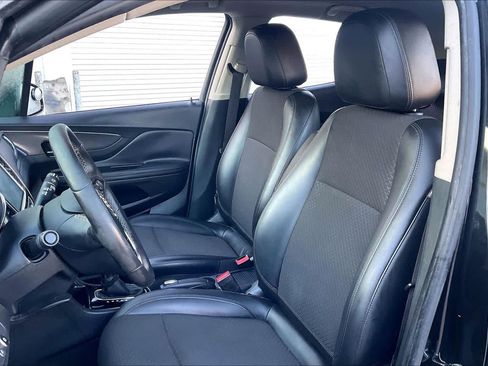 Used 2018 Buick Encore Preferred w/ LPO, Active Package image 8