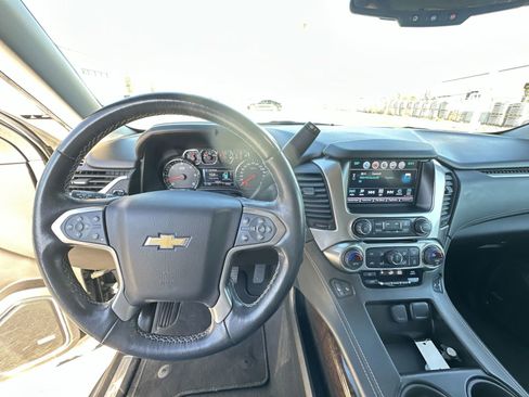 Used 2019 Chevrolet Tahoe LT image 11