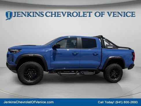 New 2026 Chevrolet Colorado ZR2 w/ Midnight Edition AWD/4WD image 10