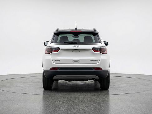 Used 2025 Jeep Compass Trailhawk w/ Trailer Tow Group image 7