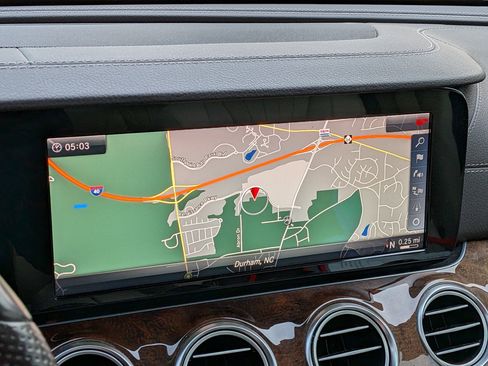 Used 2018 Mercedes-Benz E 300 image 18