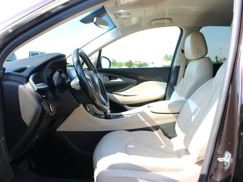 Used 2020 Buick Envision Preferred FWD image 22