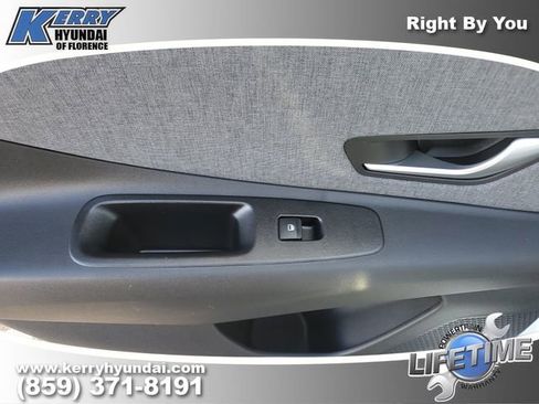 New 2026 Hyundai Elantra Limited FWD image 16