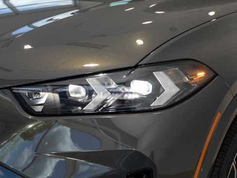 New 2026 BMW X5 xDrive40i AWD/4WD image 13