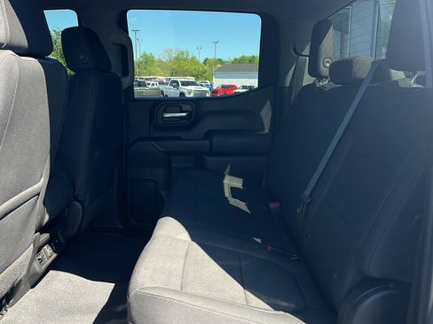 Used 2021 Chevrolet Silverado 1500 LT AWD/4WD image 23