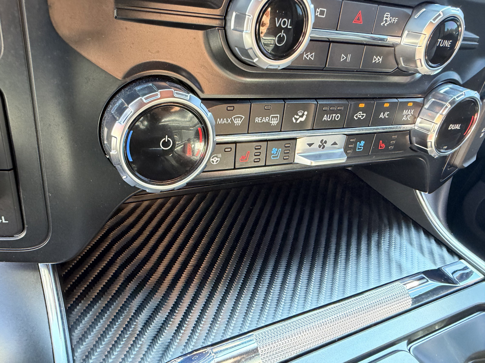 Used 2025 Ford F150 Raptor AWD/4WD image 34