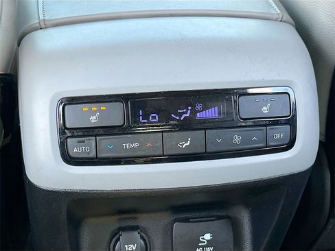 Used 2022 Hyundai Palisade SEL w/ Premium Package image 26