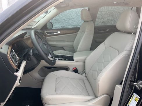 New 2026 Volkswagen Atlas SE image 23