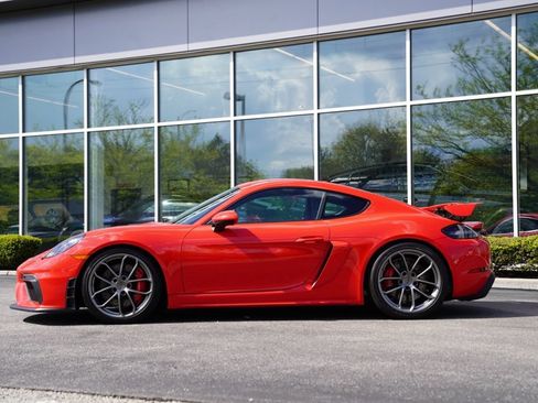 Used 2023 Porsche 718 Cayman GT4 RWD image 9