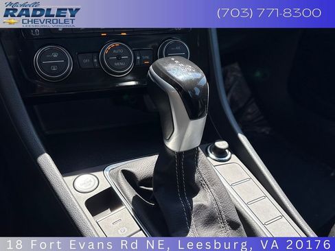 Used 2022 Volkswagen Jetta SE FWD image 20