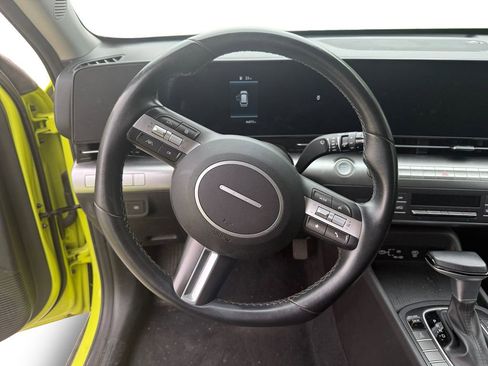 Certified 2025 Hyundai Kona SEL AWD/4WD image 12