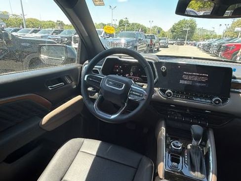 New 2026 GMC Canyon Denali AWD/4WD image 19