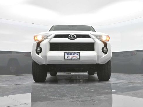 Used 2015 Toyota 4Runner SR5 Premium AWD/4WD image 19