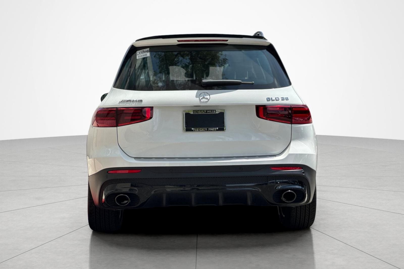 New 2026 Mercedes-Benz GLB 35 AMG 4MATIC image 4