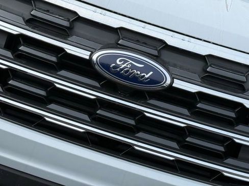 New 2026 Ford Explorer Active image 4