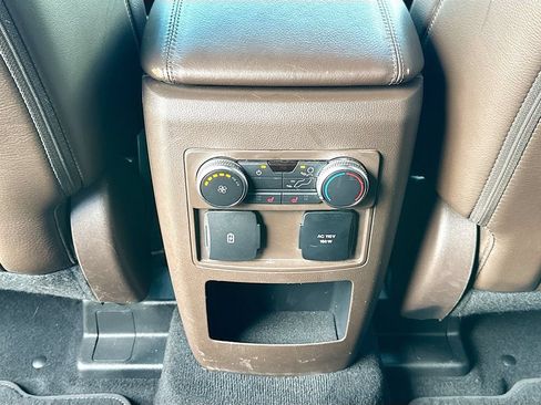 Used 2021 Ford Explorer King Ranch w/ Premium Technology Package AWD/4WD image 29