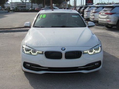 Used 2018 BMW 330e w/ Convenience Package image 6