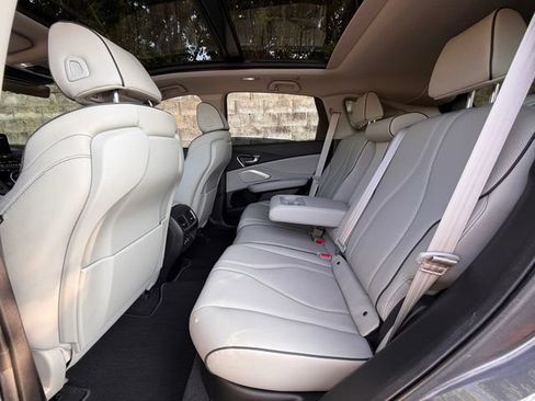 Used 2020 Acura RDX w/ Advance Package FWD image 32