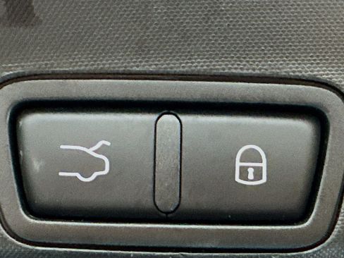 Used 2022 Alfa Romeo Stelvio Ti w/ Active Assist Plus Package image 31