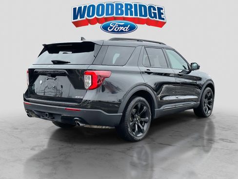 Used 2023 Ford Explorer ST-Line w/ Class IV Trailer Tow Package image 4