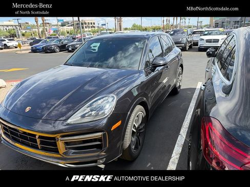 Used 2019 Porsche Cayenne Turbo AWD/4WD image 1